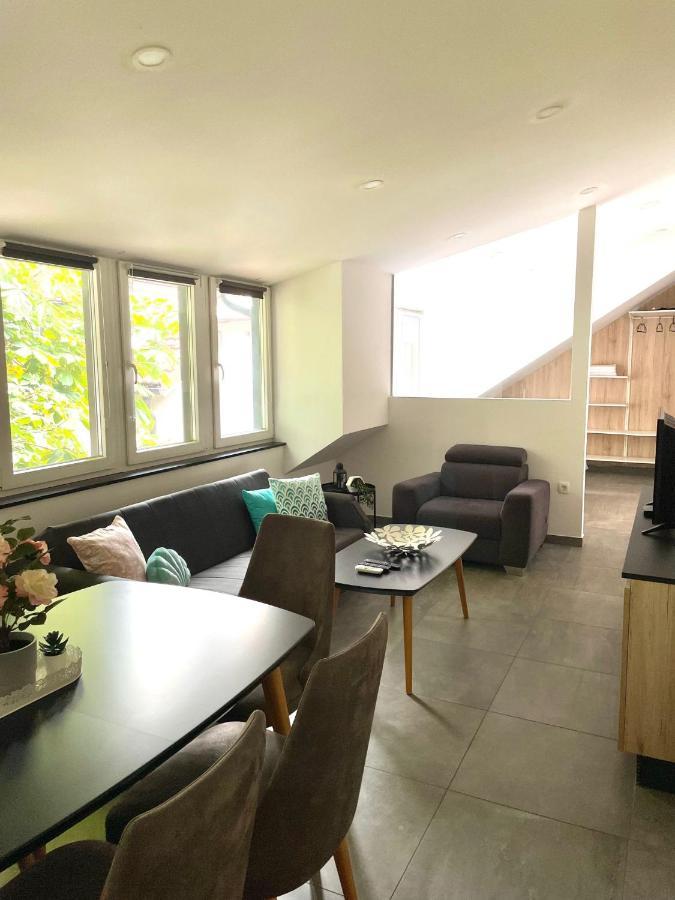 Khan Apartments Λιουμπλιάνα Εξωτερικό φωτογραφία
