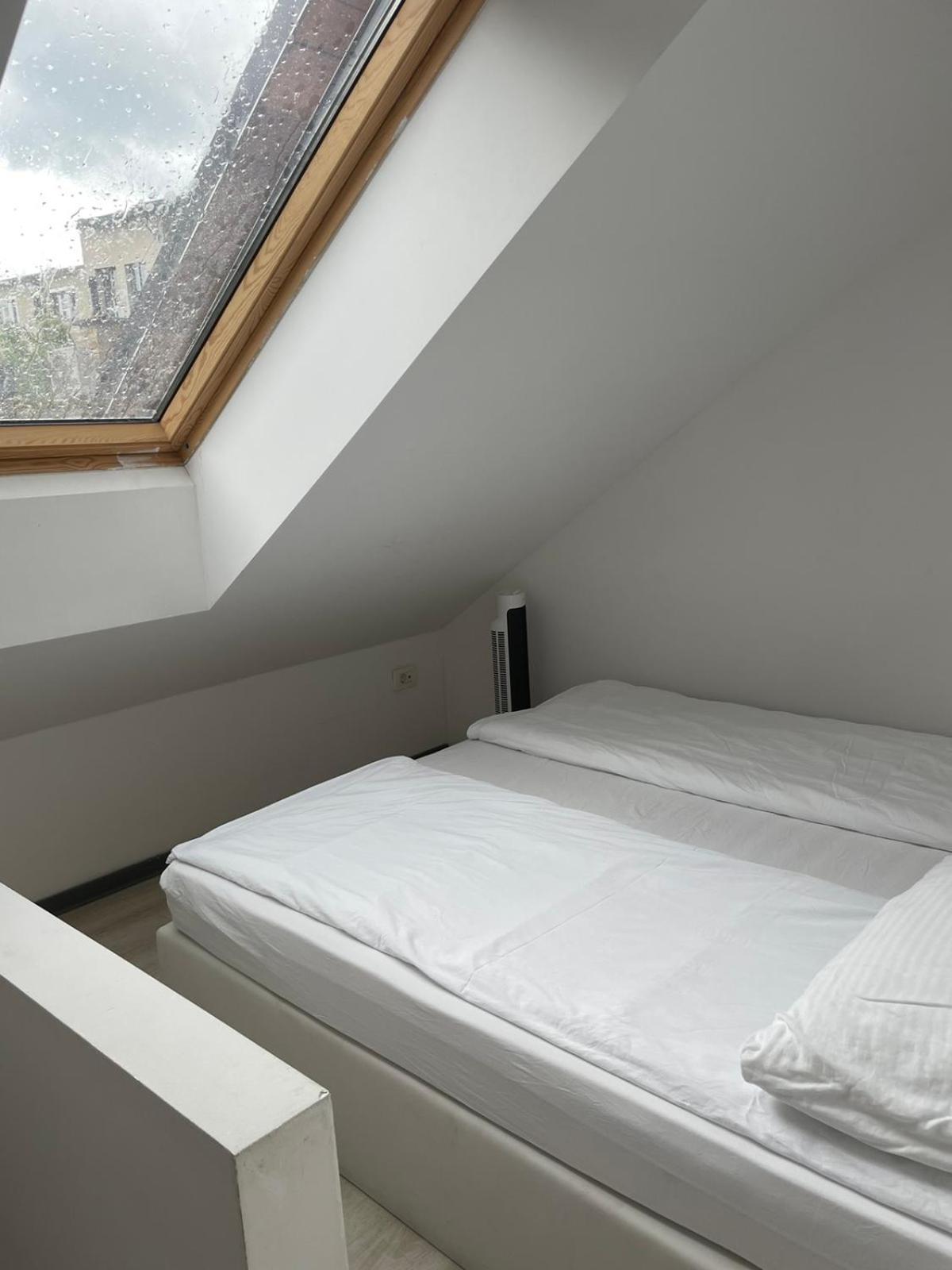 Khan Apartments Λιουμπλιάνα Δωμάτιο φωτογραφία
